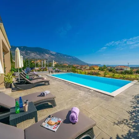 Casa Bella Вилла Каравадос